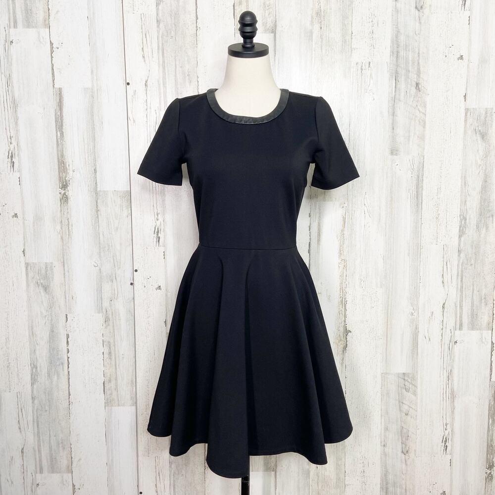Madewell Ponte Leather Trim Skater Dress Black LBD Neutral Preppy Twee Size S